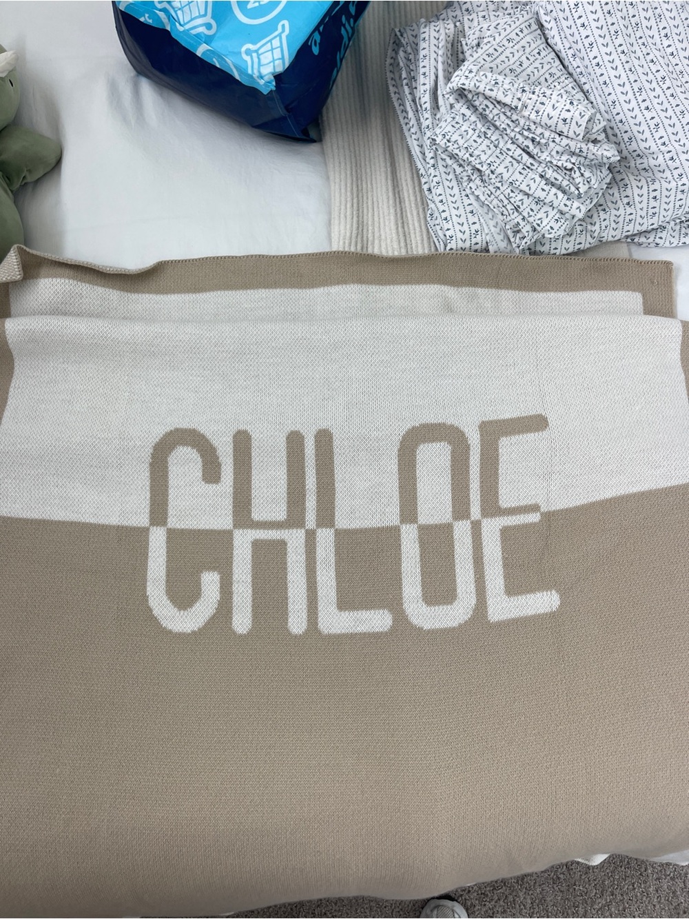 BaubleBar Chloe Kids Beige and Cream Knit Blanket